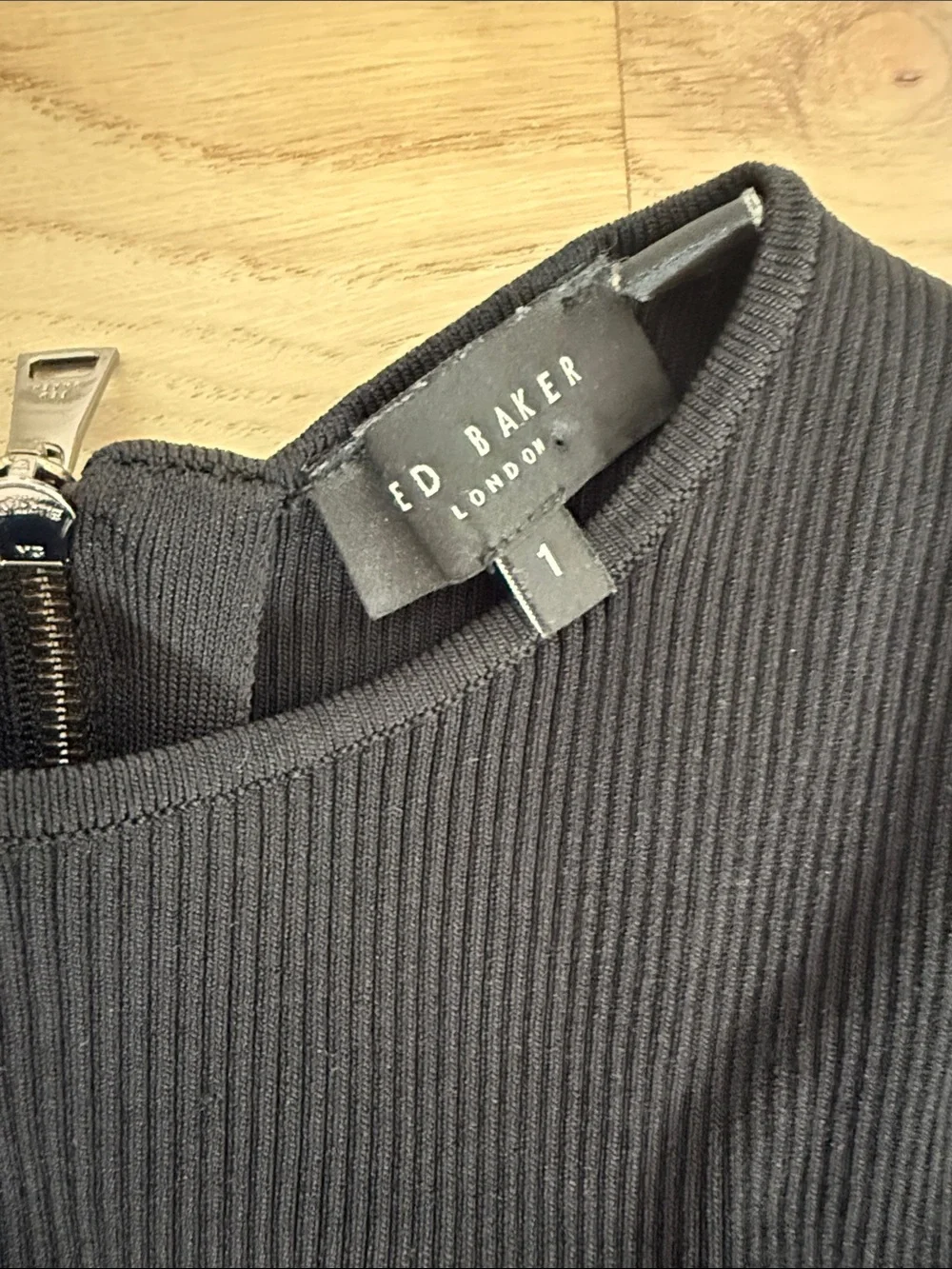 Ted Baker London Oliviha Ribbed Knit Flutter Sleeve Skater Dress Black Size 1